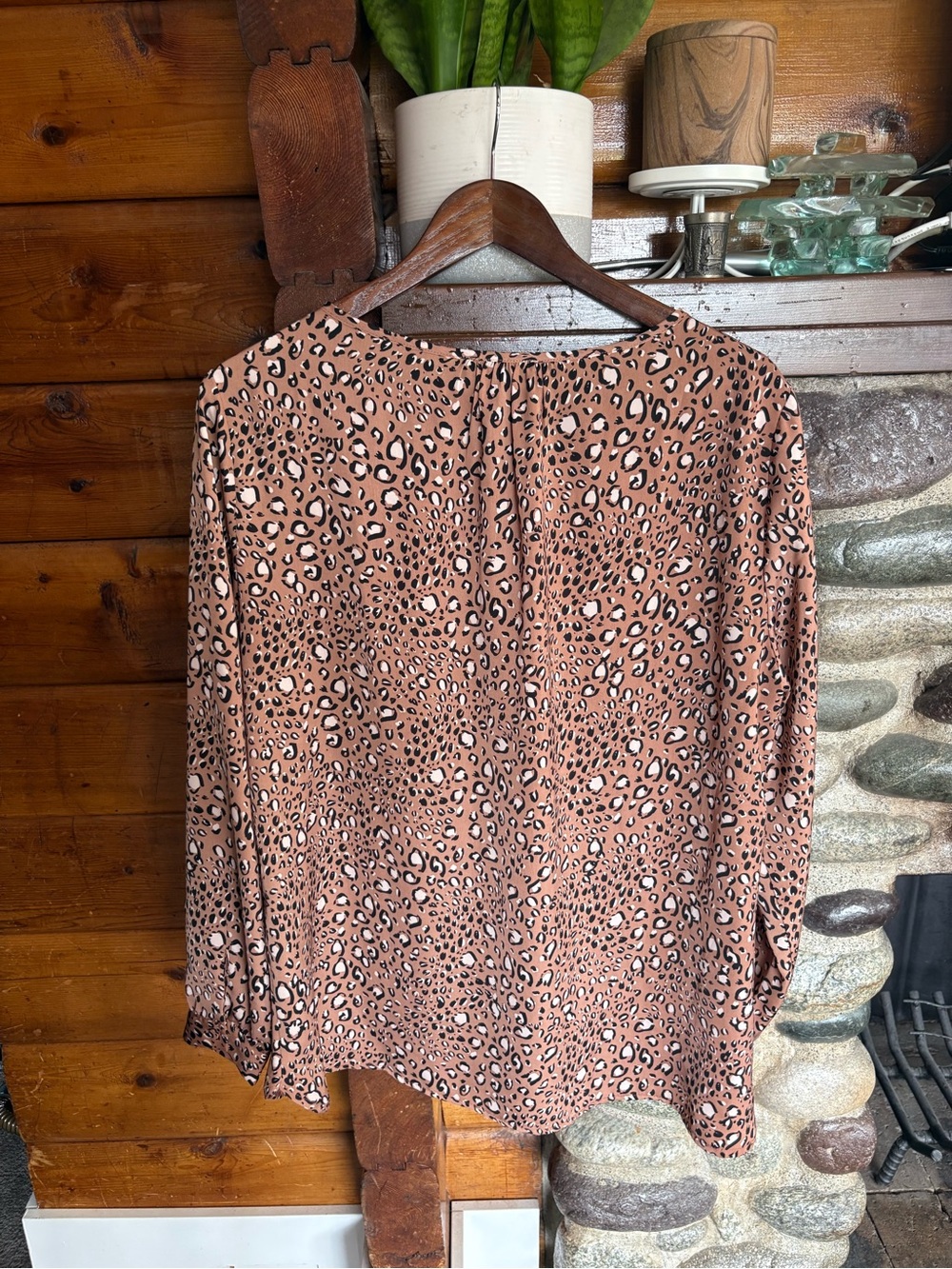 Le Château Leopard Print Blouse Size XXL - Picture 7 of 7